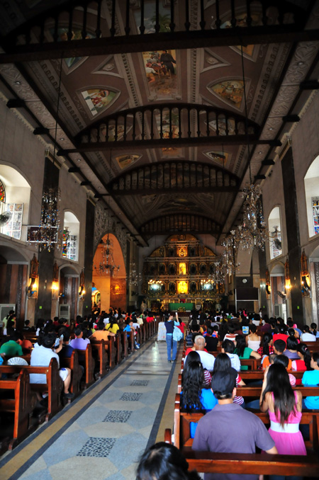 cebu church4.jpg