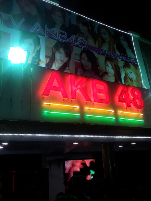 AKB48 in MNL.jpg