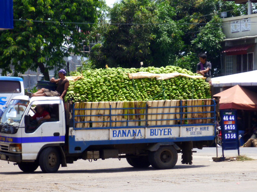 banana truck.jpg