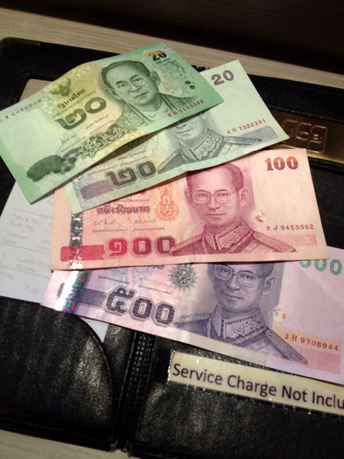 bkk thail money.jpg